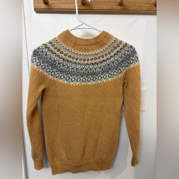 Icewear Iceland Women's Wool Sweater - Picture 2 of 3